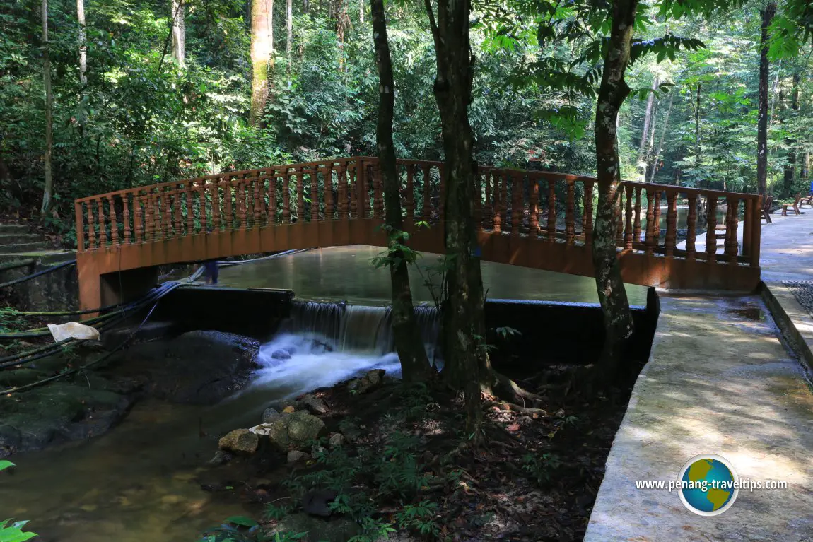  Hutan Rekreasi  Sungai Tekala Selangor